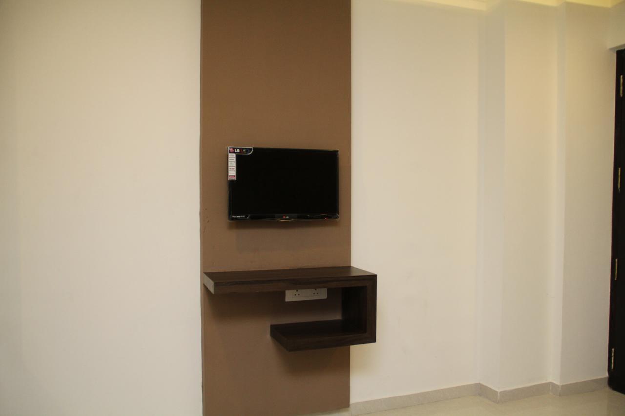 Sugam Hotel Pvt Ltd Coimbatore Exterior foto